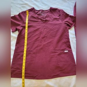 FIGS women's scrub top